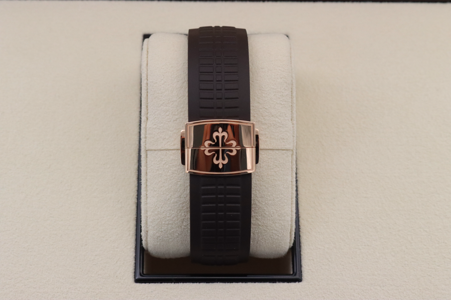 Patek Philippe Aquanaut 5164R-001